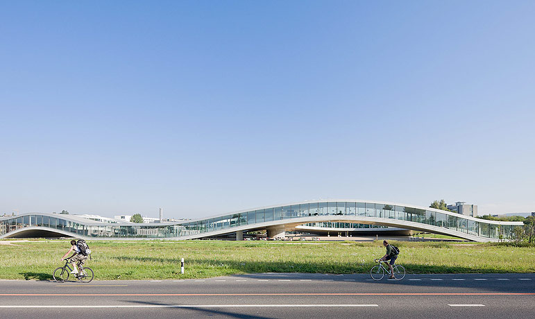 ʿѧϰ(Rolex Learning Center) by SANAA