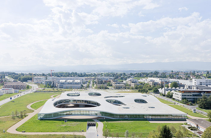 ʿѧϰ(Rolex Learning Center) by SANAA