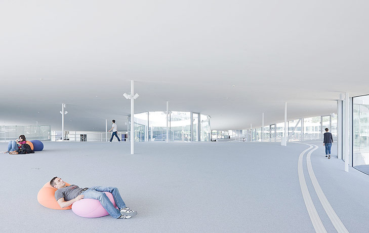 ʿѧϰ(Rolex Learning Center) by SANAA