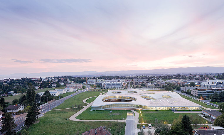 ʿѧϰ(Rolex Learning Center) by SANAA