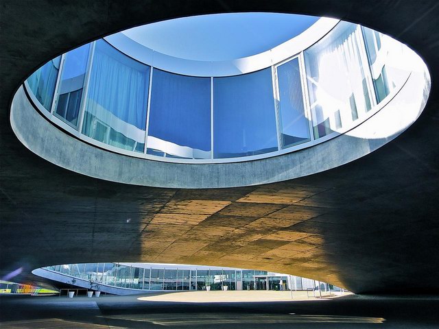 ʿѧϰ(Rolex Learning Center) by SANAA